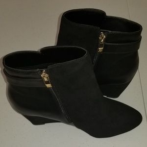 Liz Claiborne Wedge Booties